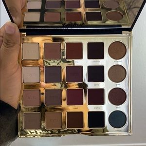 Tarte Pro Amazonian Clay Palette